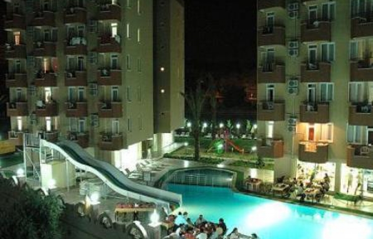 LARA HADRIANUS HOTEL