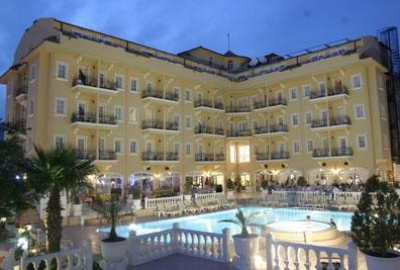 HOTEL SiNATRA
