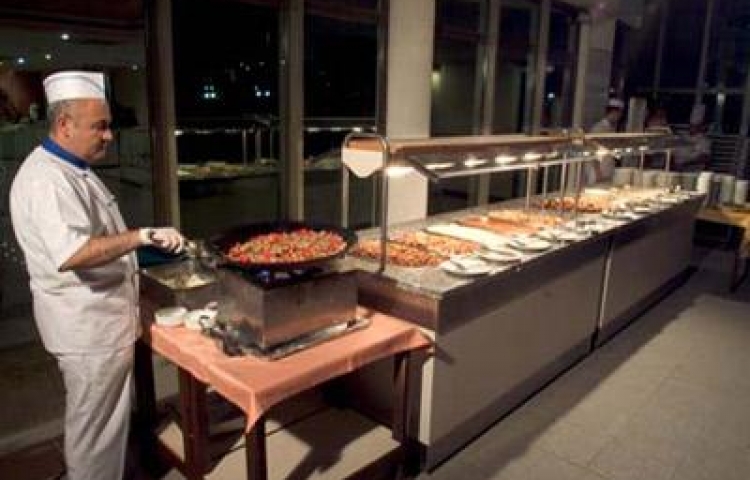 ROYAL MARIN HOTEL LITERA