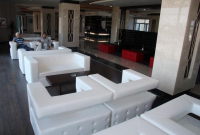 MELISSA GARDEN HOTEL