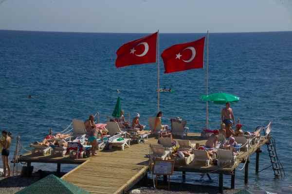 BELPORT BEACH HOTEL