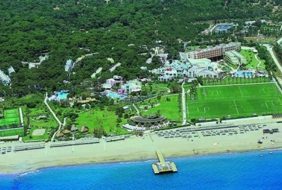 BLUE WATERS CLUB HOTEL