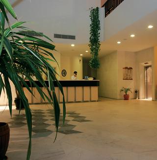 GOLDEN LOTUS HOTEL