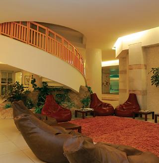GOLDEN LOTUS HOTEL