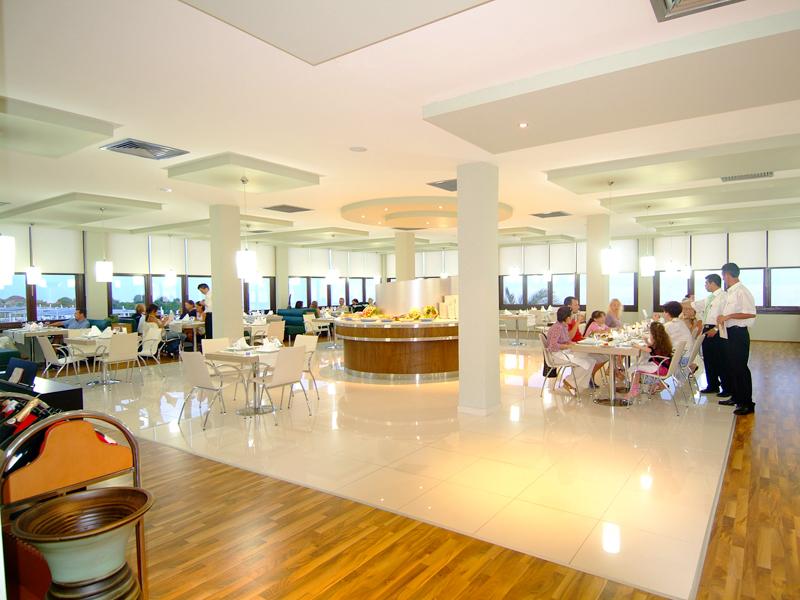 CLUB HOTEL NENA