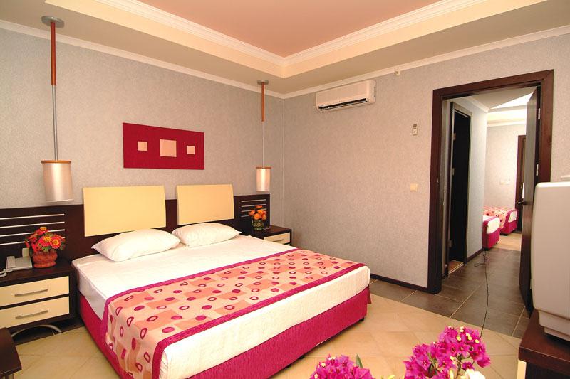 CLUB HOTEL NENA