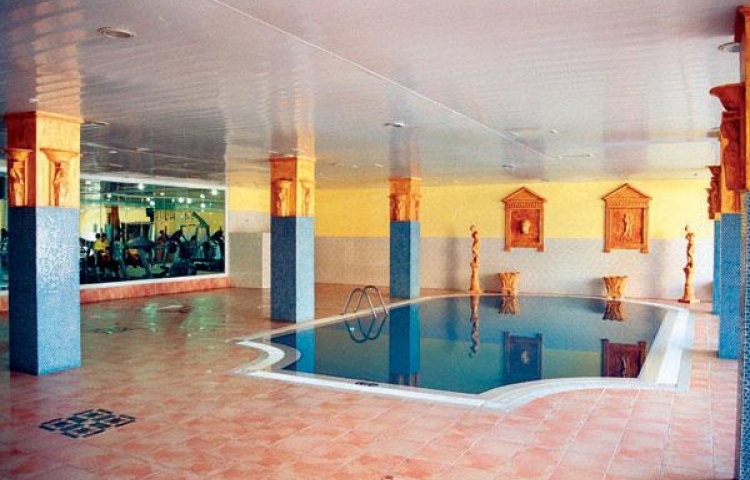 CLUB PARADISO