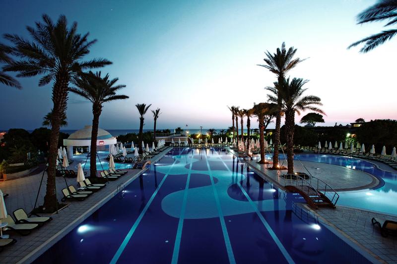 LiMAK ATLANTiS HOTEL