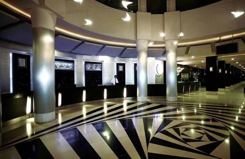 LiMAK ATLANTiS HOTEL