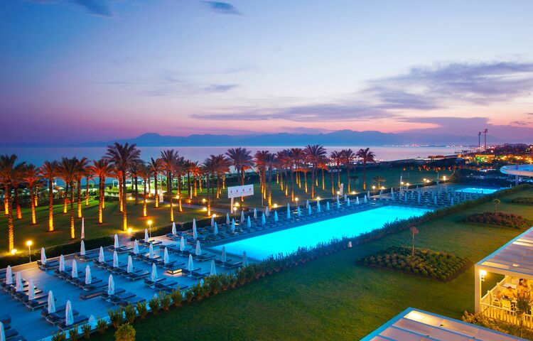 ADAM & EVE HOTEL