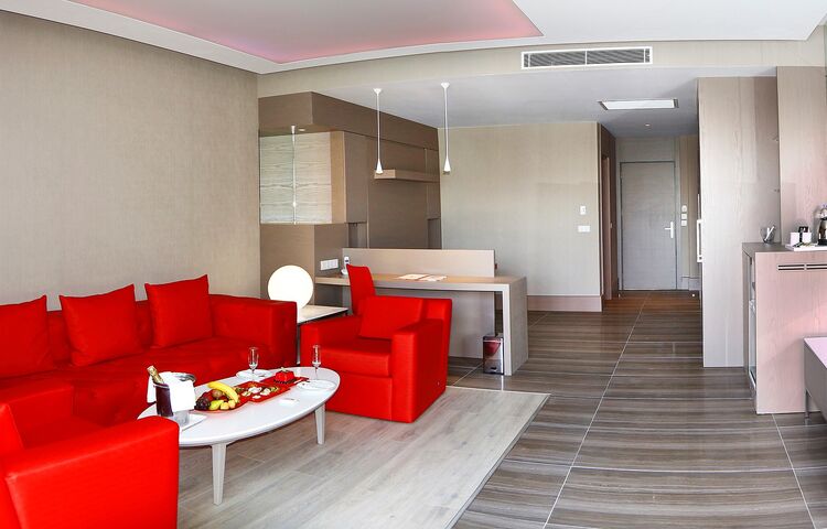 ADAM & EVE HOTEL