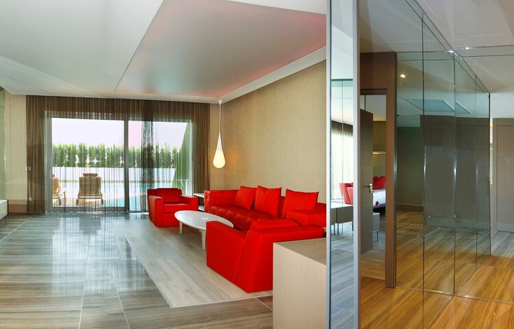 ADAM & EVE HOTEL