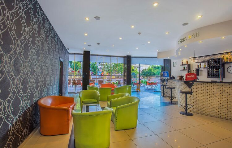 Kleopatra Ada Beach Hotel