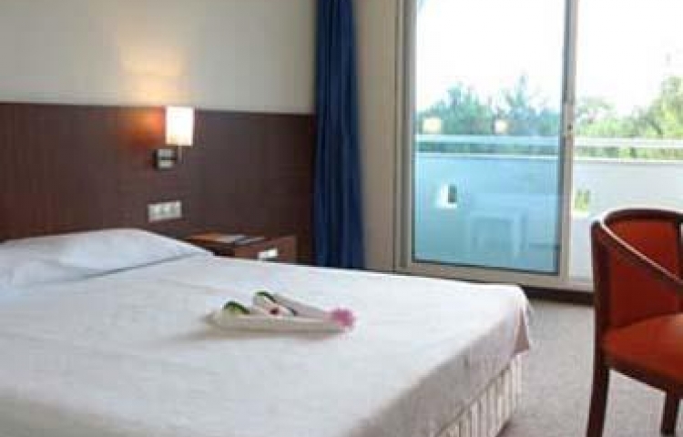NAUTILUS HOTEL