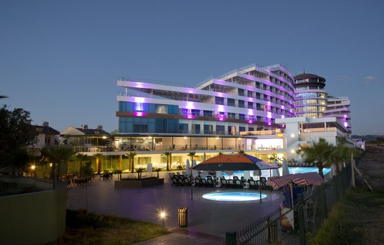 Raymar Resort & Aqua