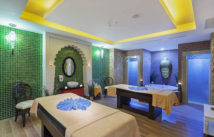 Crystal Palace Luxury Resort Spa