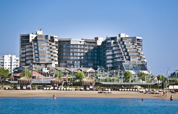 Limak Lara Deluxe Hotel