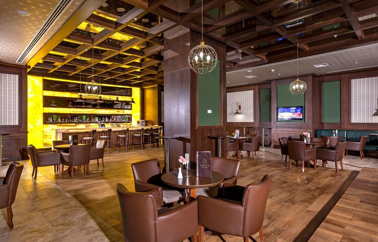 Karmir Hotel Resort & Spa