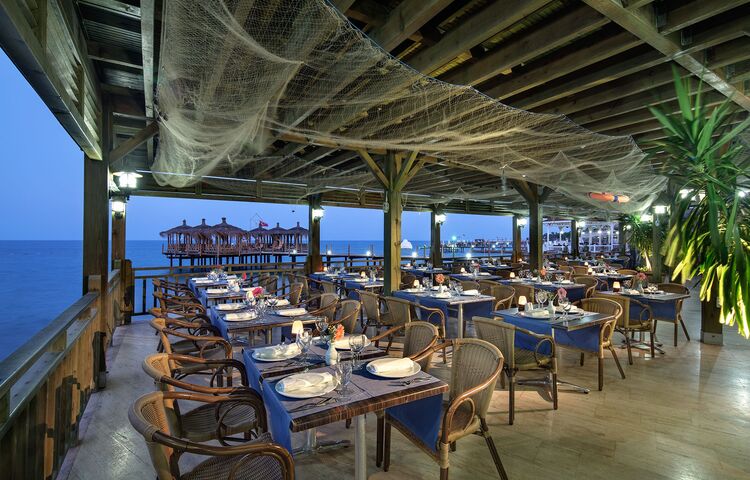 Crystal Flora Beach Resort