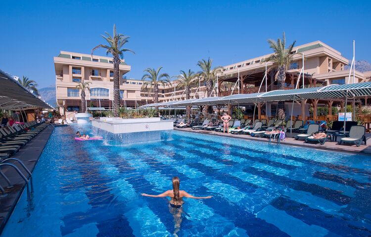 Crystal Deluxe Resort Spa Hotel