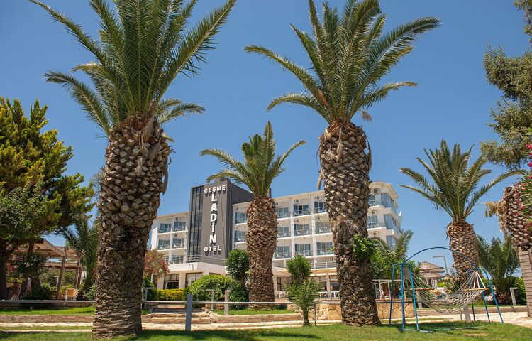 Ladin Hotel