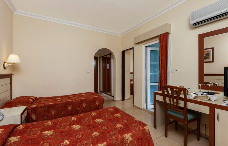 Kuştur Club Holiday Village