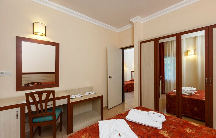 Kuştur Club Holiday Village