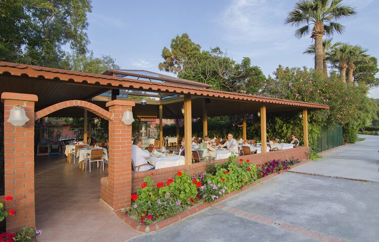 Kuştur Club Holiday Village