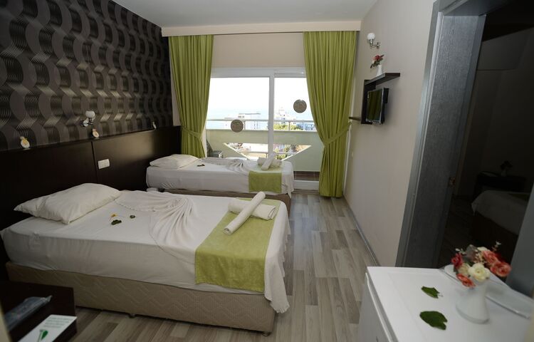 Club Green Gold Hotel