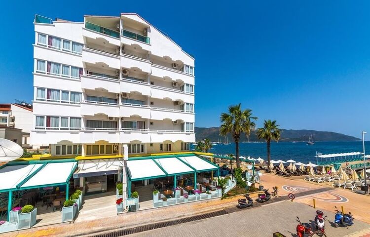 Honeymoon Beach Hotel
