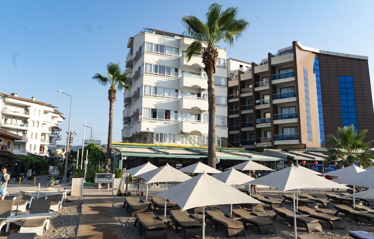 Honeymoon Beach Hotel