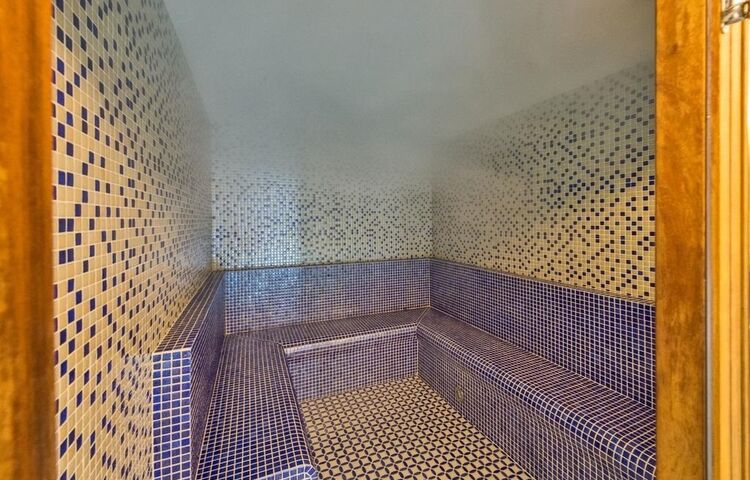 Great Fortune Hotel And Spa