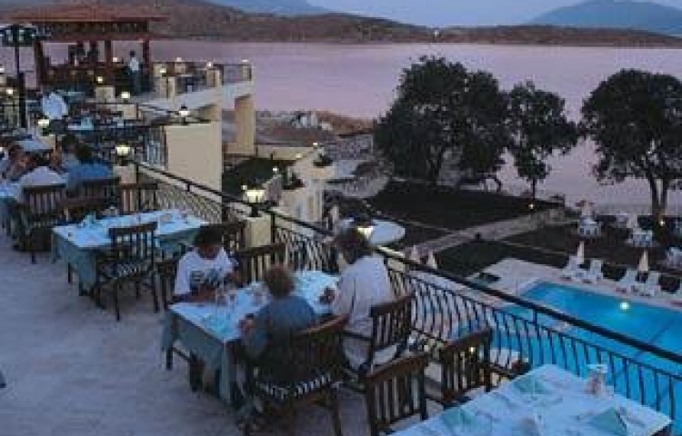 GUNDEM RESORT HOTEL