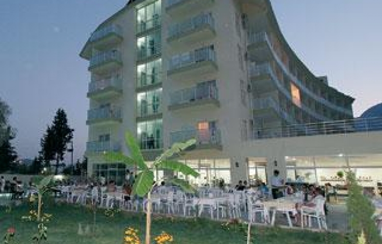 BONA DEA BEACH HOTEL