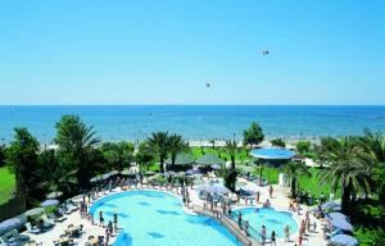 SANDY BEACH HOTEL