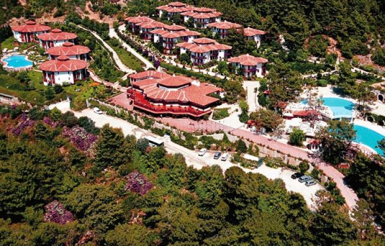MONTANA PINE RESORT