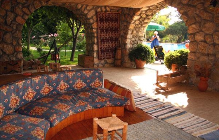 MONTANA PINE RESORT