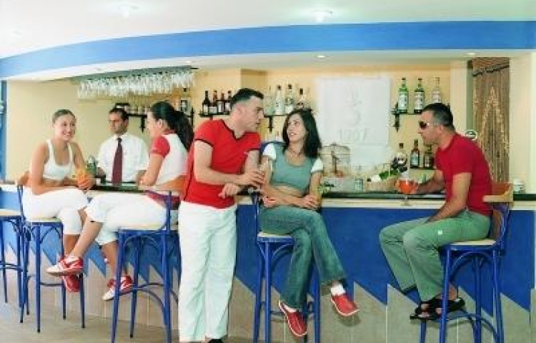 SANDY BEACH HOTEL