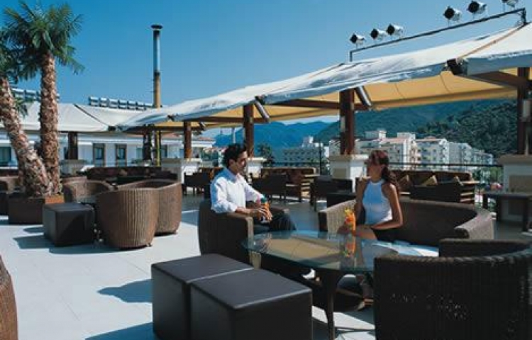 PINETA PARK  DELUXE HOTEL