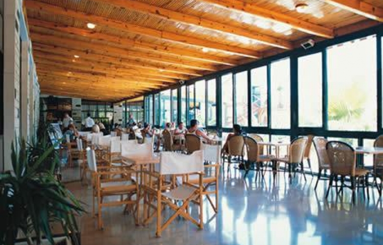 PINETA PARK  DELUXE HOTEL
