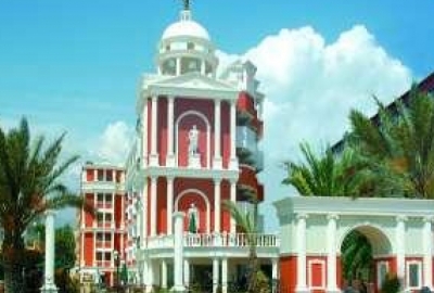 ANTIQUE ROMAN PALACE