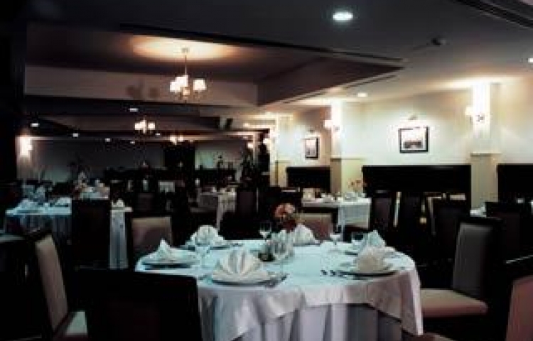 LARES PARK HOTEL
