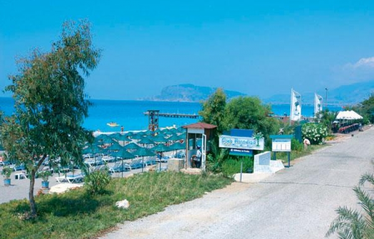 CLUB PARADISO