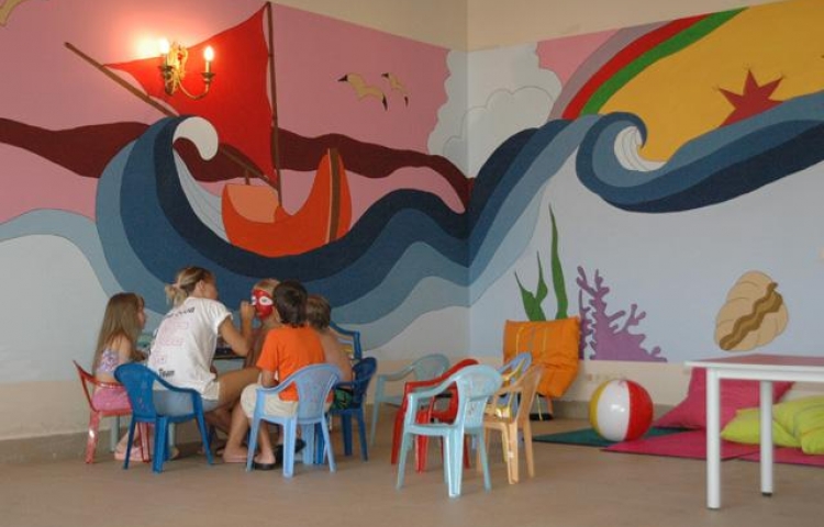 LOCEANICA BEACH RESORT  