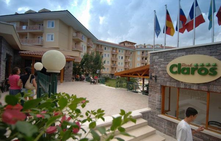 CLAROS PARK AKKA