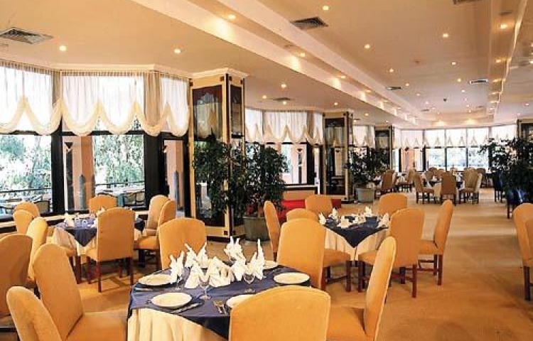 UNSAPHIRE HOTEL