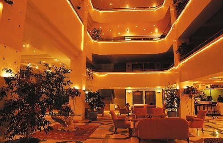 UNSAPHIRE HOTEL