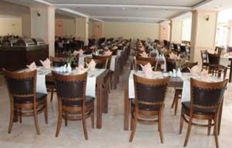 LOYAL HOTEL
