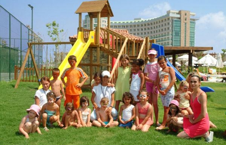 SHERWOOD BREEZES RESORT HOTEL