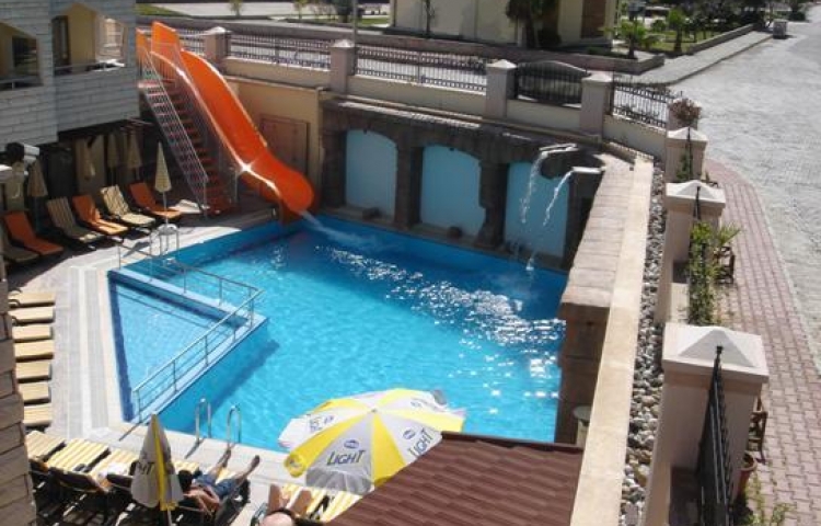 MAGIC HOTEL 